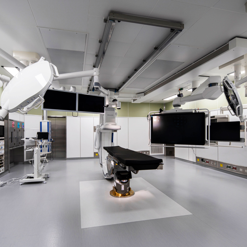 高機能なハイブリッド手術室